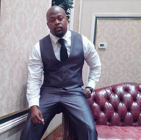 Profile Picture of Johnny Rateau (@jrateau9) on Poshmark