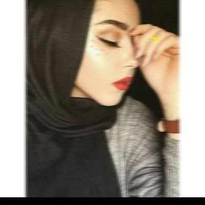 Profile Picture of huda mahmood (@hudamahmood20) on Twitter