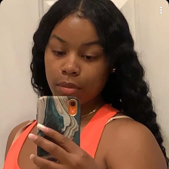 Profile Picture of Devine Devine (@scorpioqueen1) on Poshmark