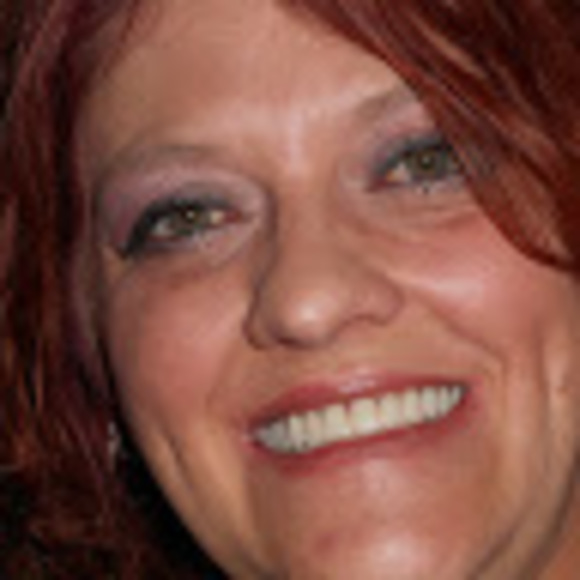 Profile Picture of Karen Potts-west (@kfbates1971) on Poshmark