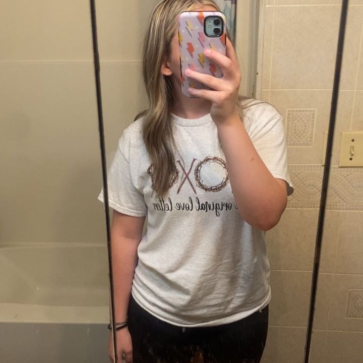 Profile Picture of :) (@ashley.fields25) on Tiktok