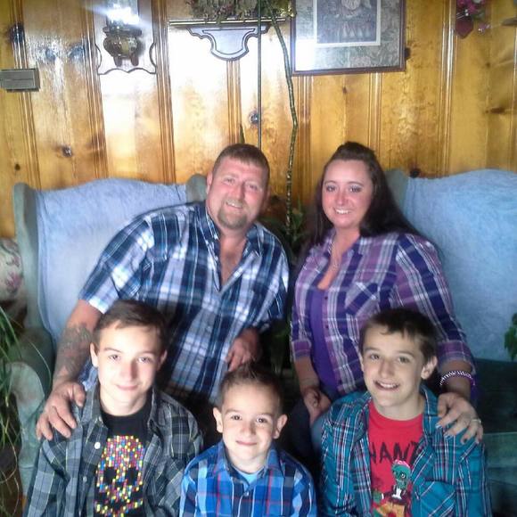 Profile Picture of Jeremy Hodge (@dew_guy1976) on Poshmark
