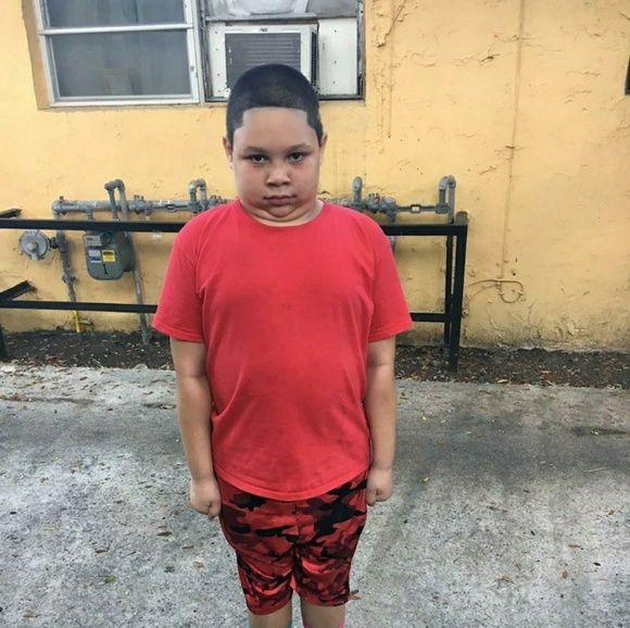 Profile Picture of Adriel Gonzalez (@ajthatboy_1738) on Poshmark