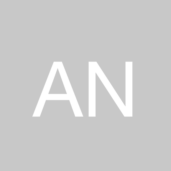 Profile Picture of Amita Nanda (@dramitananda) on Poshmark