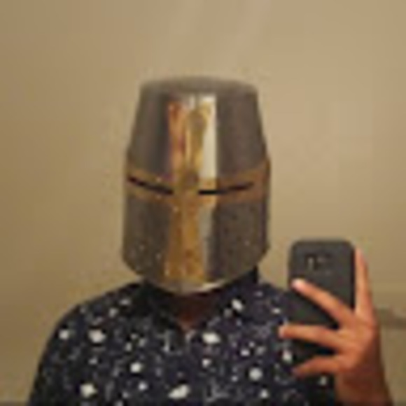 Profile Picture of Carson Wright (@dandyravage) on Poshmark
