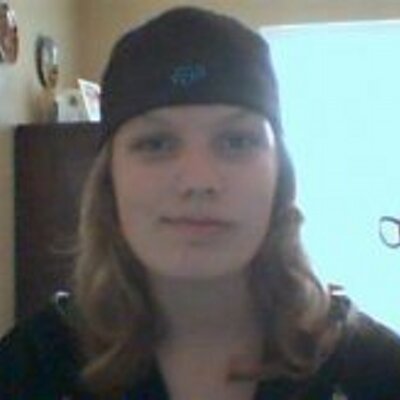 Profile Picture of Robin Hanna (@blondiepowers) on Twitter