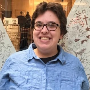 Profile Picture of Hayley Harris (@hmharris2014) on Twitter