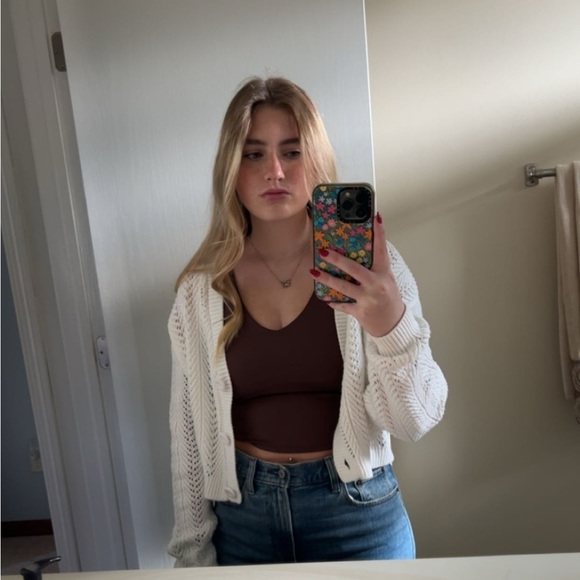 Profile Picture of Mackenzie Fox (@mackenzie901) on Poshmark