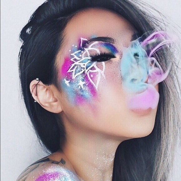 Profile Picture of Clare Culley (@clarecul13) on Poshmark