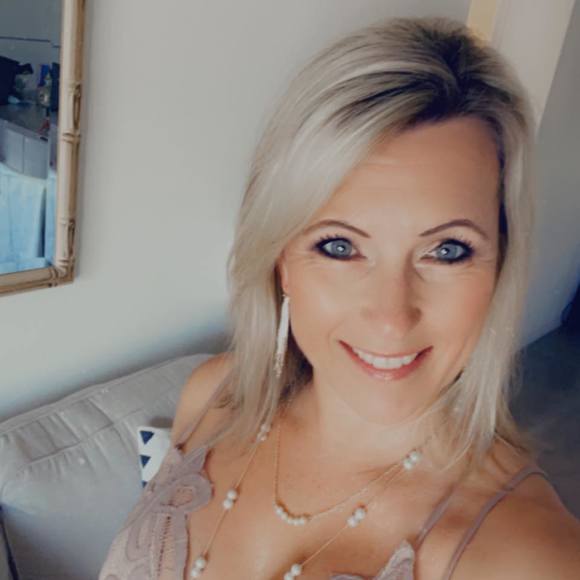 Profile Picture of Connie Streubel (@conniesmaryk) on Poshmark