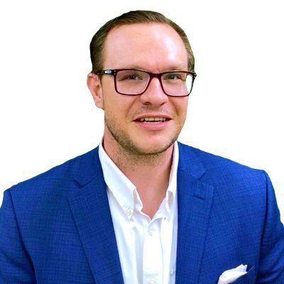 Profile Picture of Christopher Uhl Stock Trader (@10minutetrading) on Tiktok