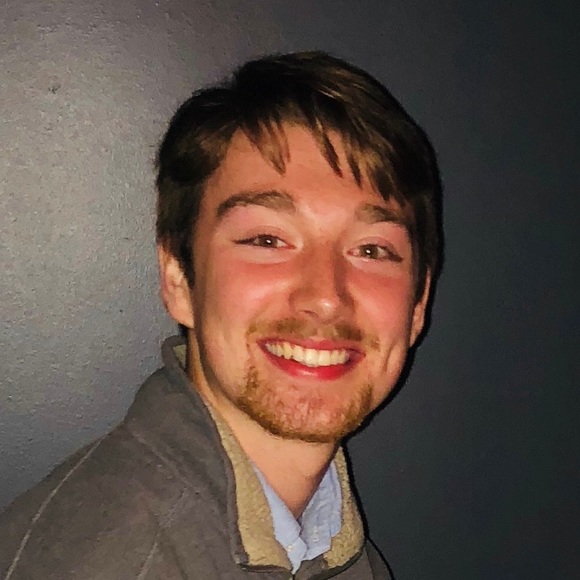 Profile Picture of Grant Simmons (@simmons2534) on Poshmark