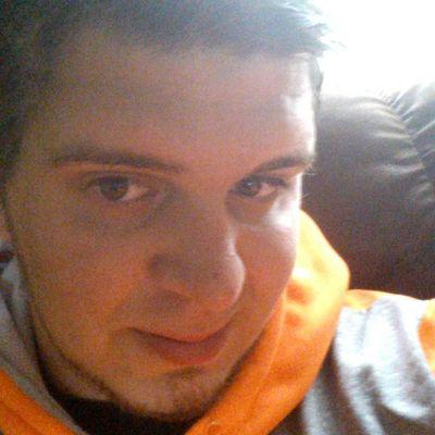 Profile Picture of Zach McFarland (@zachjesusfreak) on Twitter