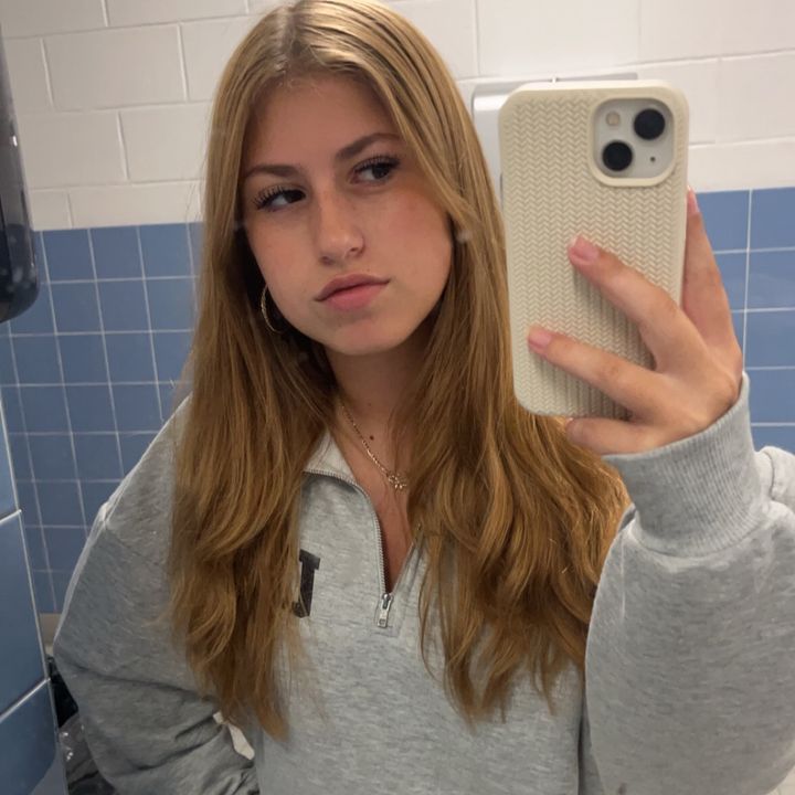 julia - Tiktok Profile Picture of julia (@julia.wedemann) on Tiktok