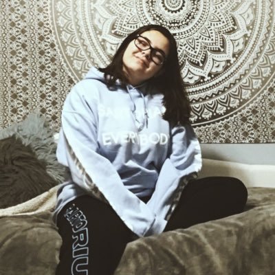 Profile Picture of Nina Hutkay (@NinaHutkay) on Twitter