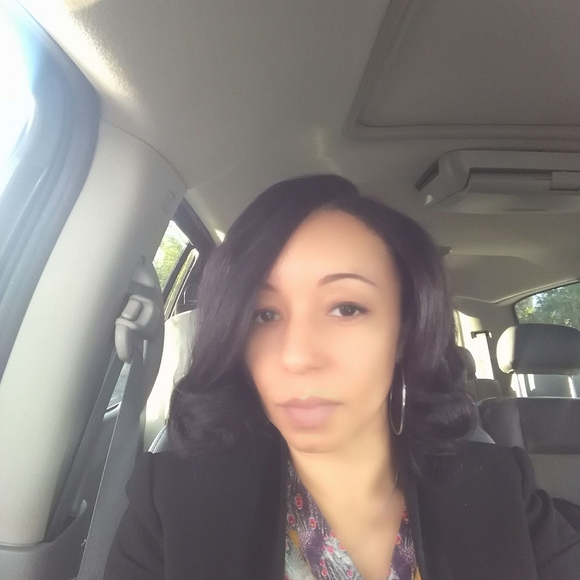 Profile Picture of Corey Davis (@wealthyspirit) on Poshmark