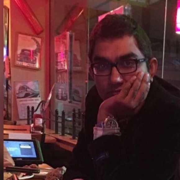 Profile Picture of Asad Khawaja (@asad_khwj2014) on Poshmark