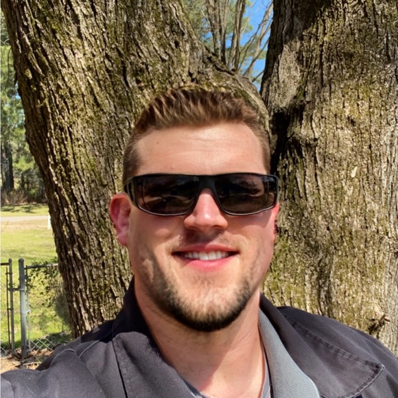 Profile Picture of John Mclaughlin (@bigbadjohn6483) on Poshmark