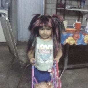 Laura Castrejon - Twitter Profile Picture of Laura Castrejon (@lauracastrejon7) on Twitter