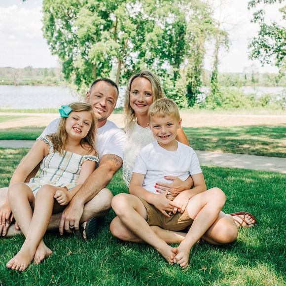 Kortney Dresen - Poshmark Profile Picture of Kortney Dresen (@kortneyjo4) on Poshmark