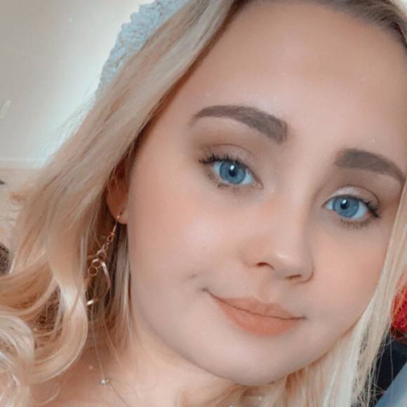 Profile Picture of Christina Pace (@missychrisy9) on Poshmark