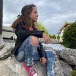 Profile Picture of Leonie Baumgartner (@leonie_halfgirl) on Instagram