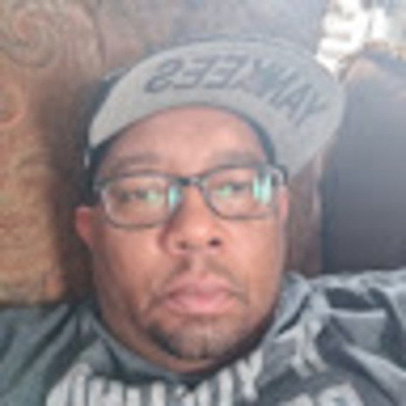 Profile Picture of Corey Stoakley (@coreystoakley) on Poshmark