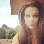 Profile Picture of Suzanne Matthews (@suzethenews) on Instagram