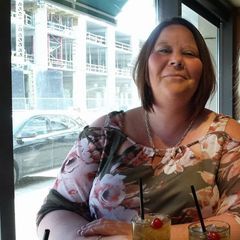 Profile Picture of Lynette Sager (@lynette.sager) on Tiktok