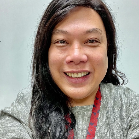 Profile Picture of Arvin christopher Nerviza-corman (@toffienerviz) on Poshmark