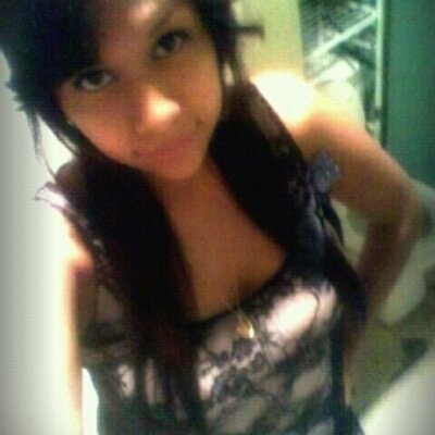 Profile Picture of Maria Benavides (@BeeMaryJane) on Twitter