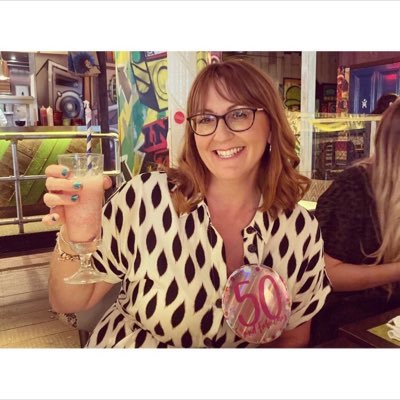 Profile Picture of Mandy Thacker (@mandythacker70) on Twitter