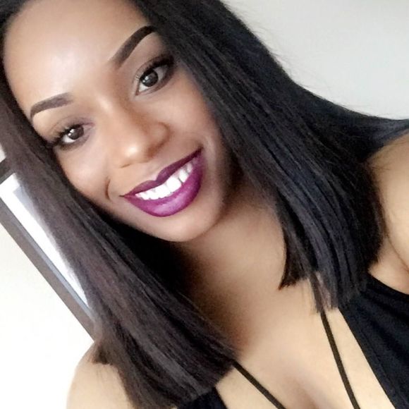 Profile Picture of Shayla Gomillion (@shaylaa_g) on Poshmark