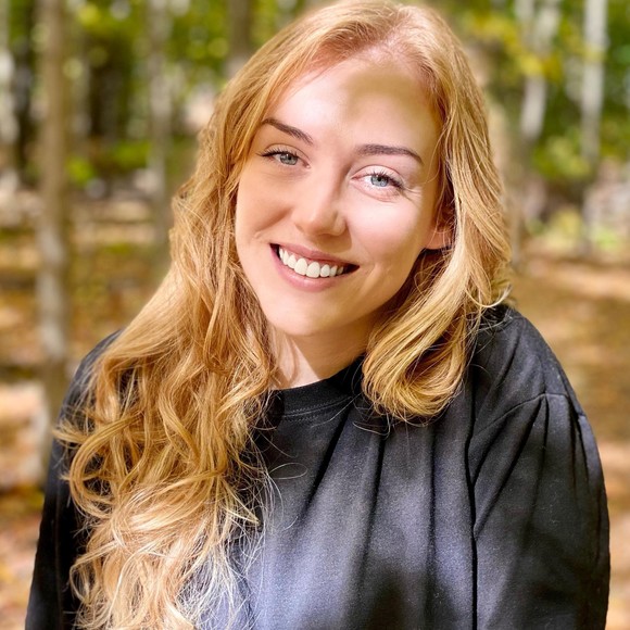 Profile Picture of Brianna Fenech (@briannafenech) on Poshmark