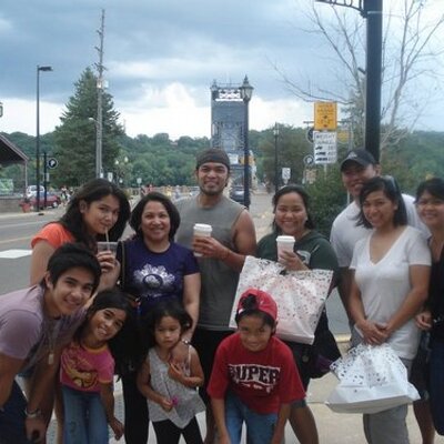 Joyce Valencia - Twitter Profile Picture of Joyce Valencia (@andilovepizza) on Twitter