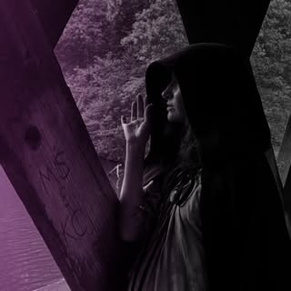 Profile Picture of 𝓐gatha 𝓗arkness (@harknesss_) on Instagram