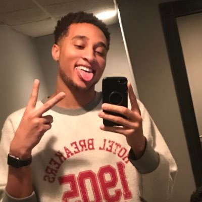 Profile Picture of Jalen V. Johnson (@JalenVon) on Twitter