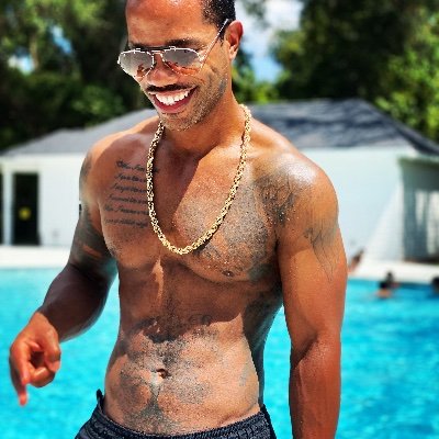 Profile Picture of Alexander Ratliff (@COMMI3BA5T3RD) on Twitter