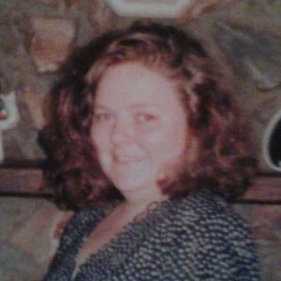 Profile Picture of Joyce Goode (@mamajoyce3) on Poshmark