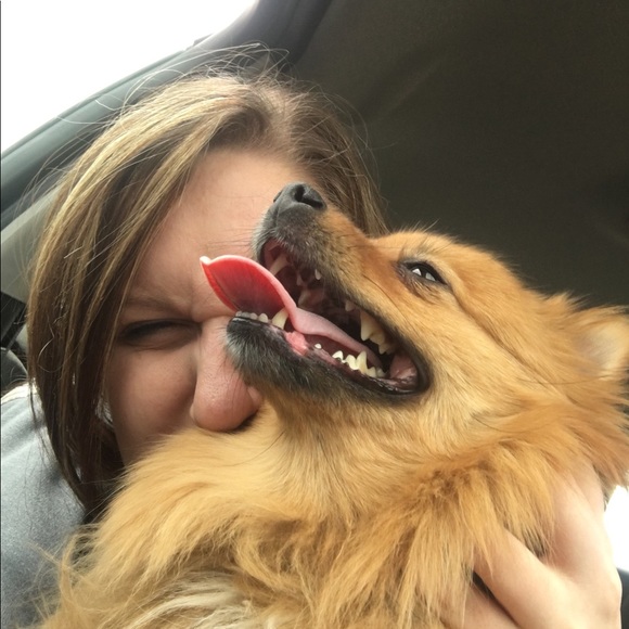 Profile Picture of Jori Schlievert (@jorischlievert) on Poshmark