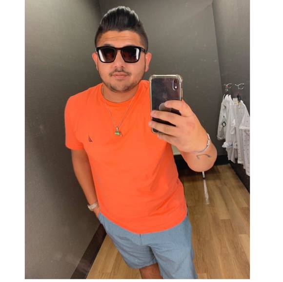 Profile Picture of Perry Quick (@perryquick) on Poshmark