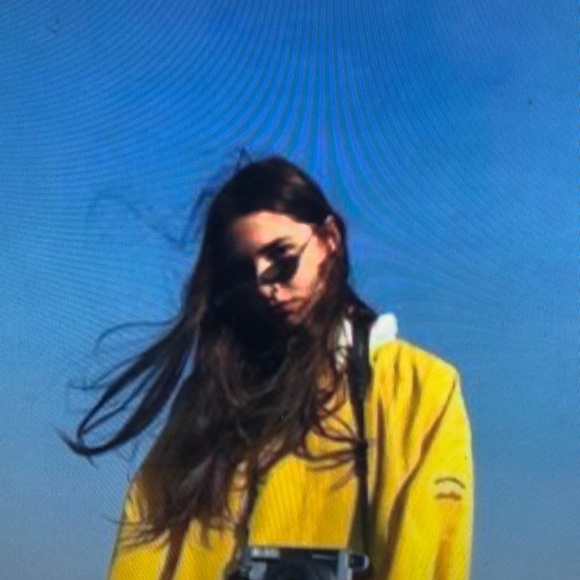 Profile Picture of Sam Harrington (@fhddxblhd) on Poshmark