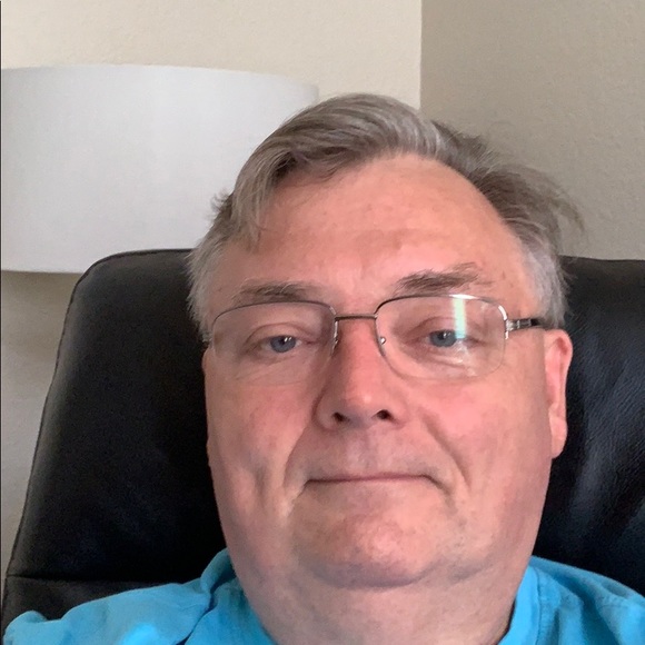 Profile Picture of Mark Gulnac (@mgulnac) on Poshmark