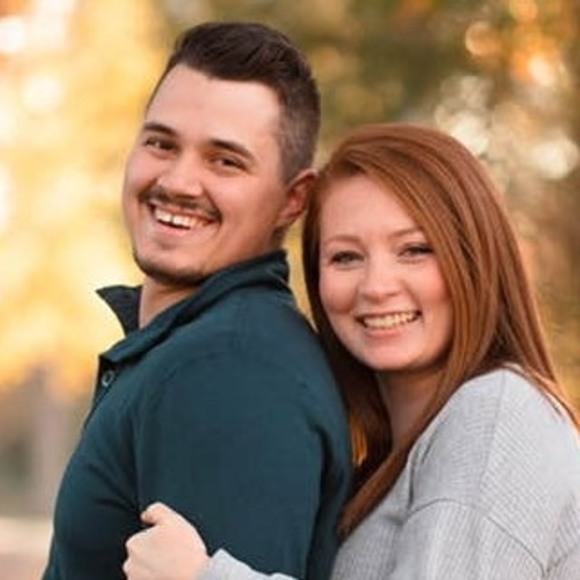 Profile Picture of Jessica Aviles (@jesslindsey10) on Poshmark