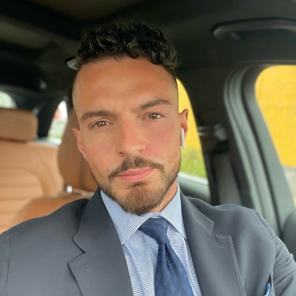 Profile Picture of Julio Figueredo (@juliofiguere506) on Poshmark