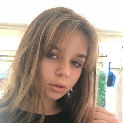 Profile Picture of Brooke Currie (@BrookeCurrie5) on Twitter