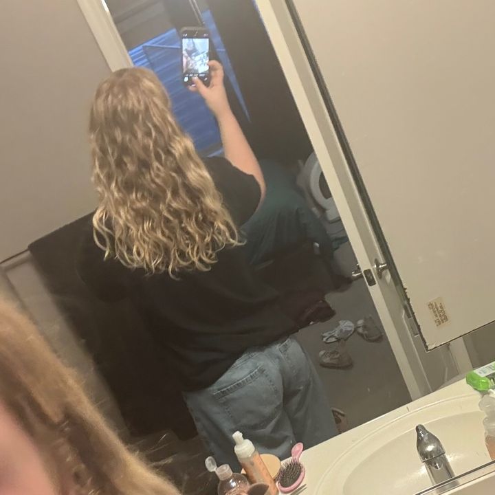 Profile Picture of Ava Zionts (@avazionts06) on Tiktok