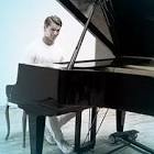 Profile Picture of   TikTok Simon Michael... (@simonmichaelmusic) on Tiktok