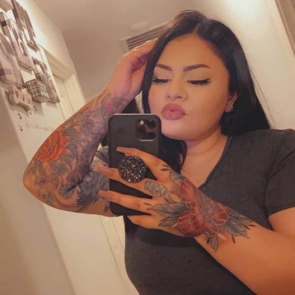 Profile Picture of Bianca Chavez (@34jaz) on Poshmark