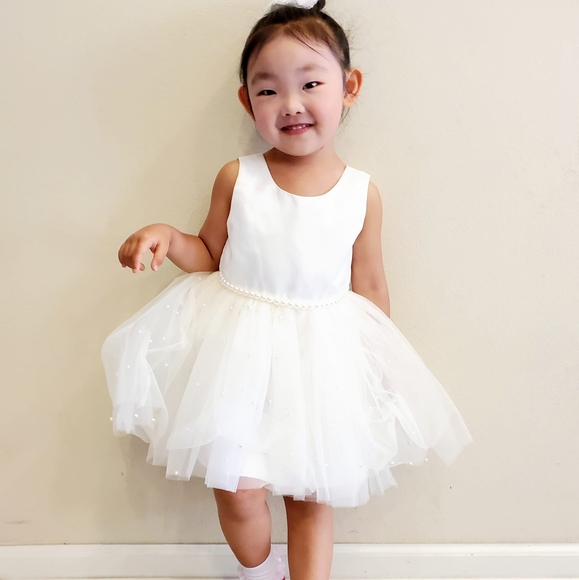 Profile Picture of Cindy Kim (@princesshairs) on Poshmark